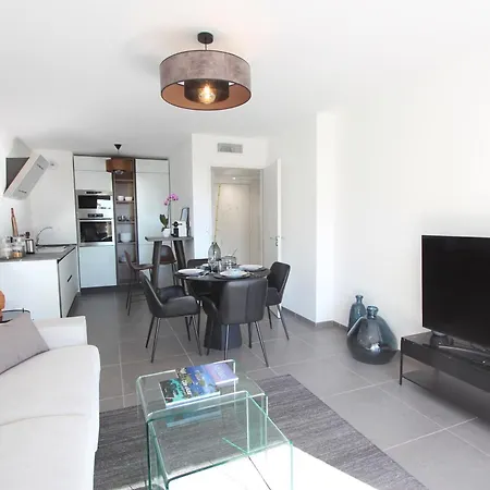 Appartamento Sun Paradise Seaview&terrace Parking&pool