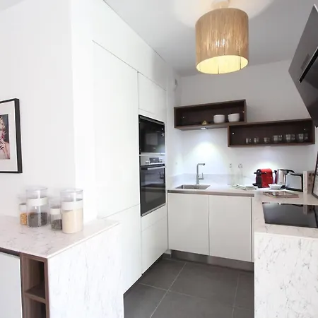 Apartment Sun Paradise Seaview&terrace Parking&pool